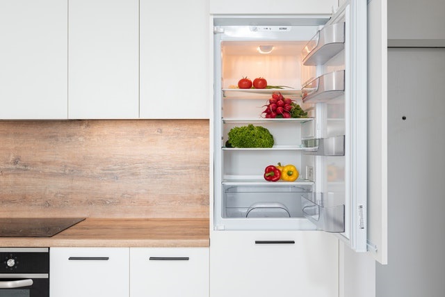 ejemplo de las mejores neveras de 2022 en una cocina