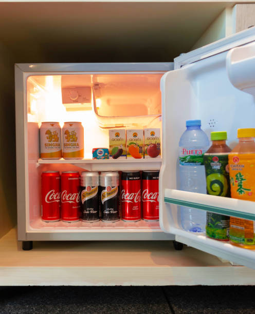Cuándo y por qué comprar un frigorífico bajo encimera - Blog de La