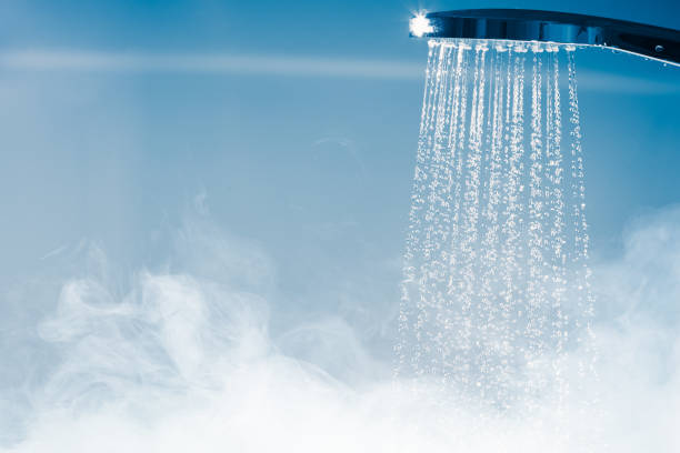 agua de ducha con vapor