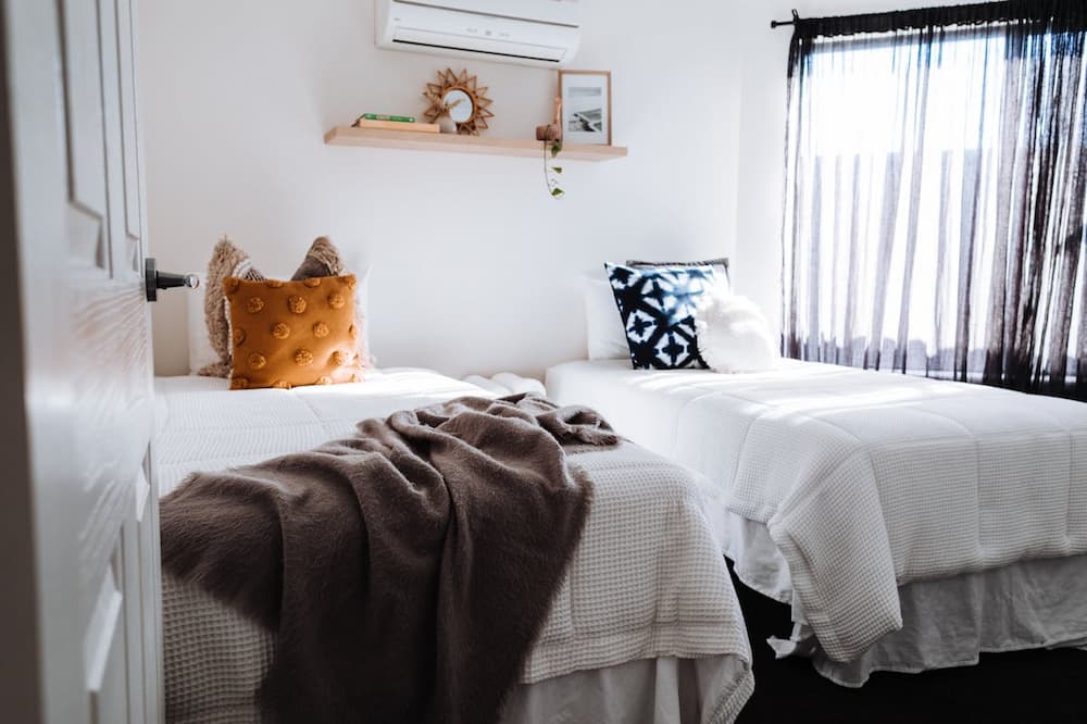 habitación con aire acondicionado