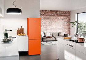 Liebherr CNno 4313 - Frigorífico Combi 186x60cm NoFrost ColourLine Naranja