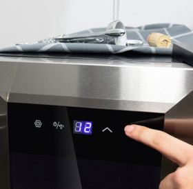 Cecotec 02302 - Vinoteca Grand Sommelier 800 Coolwood en Inox 8 botellas