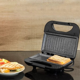 Cecotec 03030 - Sandwichera 750W Rock’nToast Square 2 Sandwiches