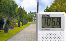 Daewoo DRP-115 - Radio de Bolsillo Digital Portátil AM/FM Blanco