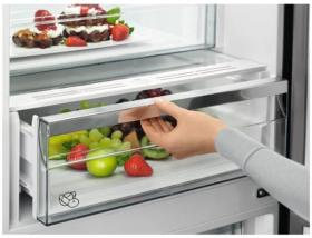 Aeg RCB632E5MX - Frigorífico Combi NoFrost 186x59,5cm A++ Inox
