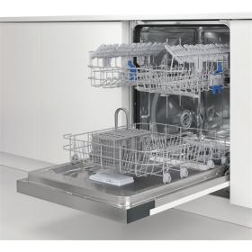 Indesit DBE 2B19 A X - Lavavajillas integrado de 60cm A+ 14 servicios