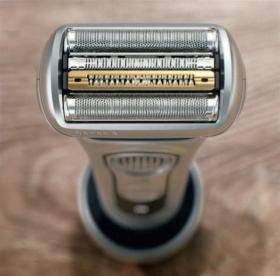 Braun Series 9 9390cc - Afeitadora Wet & Dry con estación de limpieza y carga
