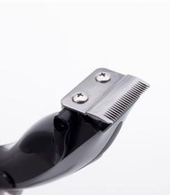 Jata MP423 - Cortapelos preciso con 4 guías Cuchillas inox Con Cable