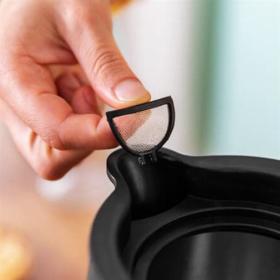 Cecotec 01479 - Hervidor de Agua ThermoSense 400 Black Woody 1.7L