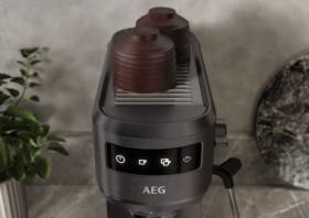 Aeg ec6 1 6bst cafetera espresso 15 bar 1 o 2 tazas espumador antracita (8)