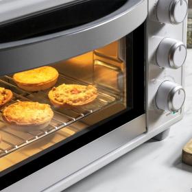 Baketoast 2300 white 1m19d2 5