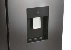 Candy 121860585 1 34005412 15 15 p cfqq5t817ewps m min