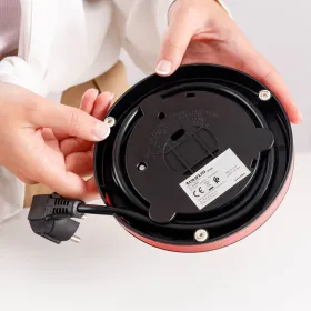 958568000 vintagecompactred min 12