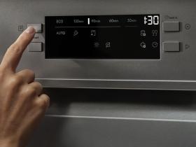Electrolux E62SB200SX - Lavavajillas de 60 Cm con 8 Programas y 14 Cubiertos Clase B Inox